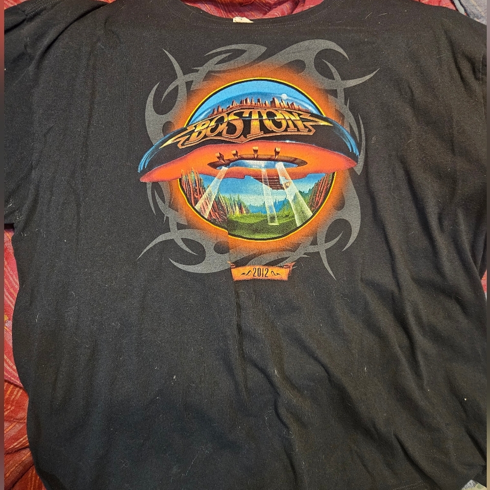 Unisex Boston Music Conert Tee 2012 Tour